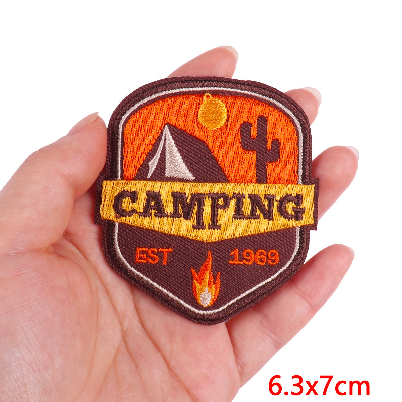 Mountain Camping Adventure Emb - đánh giá và giá Outdoor Adventure Outfit